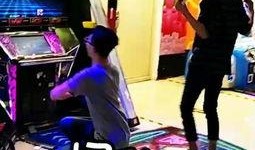 播放吃瓜舞蹈视频,感受夏日活力四溢