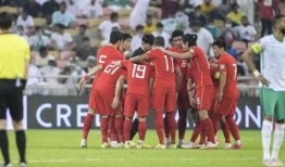中国足球四比一比分,本土球队四比一逆袭夺冠