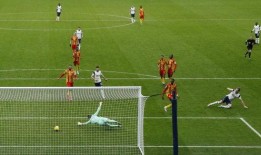 澳乙足球比分预测最新,最新战况解析与前瞻”