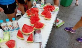 吃瓜群众调侃大赛,吃瓜群众调侃大赛欢乐无限