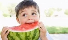 正确理性看待吃瓜,揭秘网络舆论背后的真相与反思