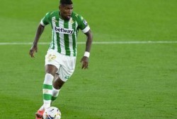 足球比分预测043期,精彩对决，悬念迭起