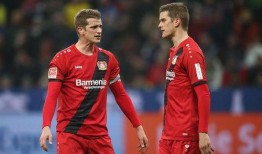 双胞胎兄弟足球评测比分,兄弟间的巅峰对决，比分揭晓！