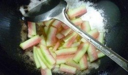 人家吃瓜你吃瓜皮,从吃瓜到吃瓜皮，揭秘娱乐圈的“瓜皮”文化