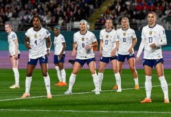 预测女足球比分推荐,女足球赛精彩对决，比分预测揭秘