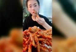 小菲菲吃瓜,小菲菲的瓜田奇遇记