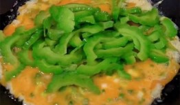 凉瓜怎么炒着吃,家常美味轻松学