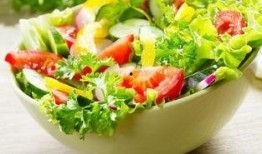 伊春初中吃瓜,揭秘校园里的“瓜田”趣事