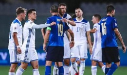 威尔士vs荷兰足球比分预测,足球盛宴即将上演！”