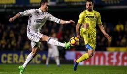 足球预测三个比分啥意思,揭秘三大热门比分预测，谁将笑到最后？