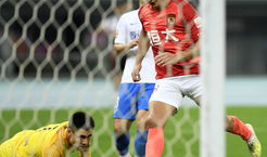 泰达队对阵恒大足球比分,比分揭晓！”