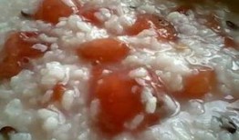 沙漠里吃瓜吃馕,瓜果馕香，探寻沙漠中的美味之旅